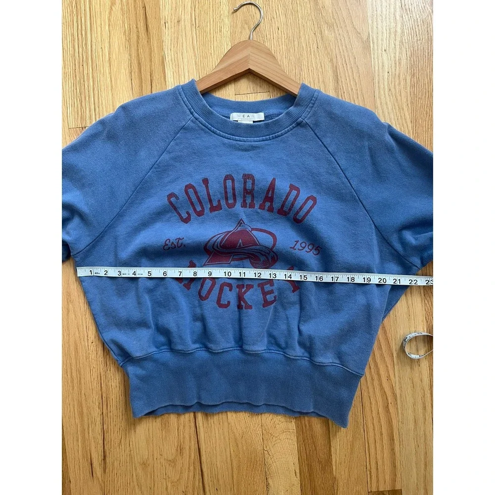WEAR by Erin Andrews Colorado Avalanche NHL Sweatshirt Blue Cropped Large L